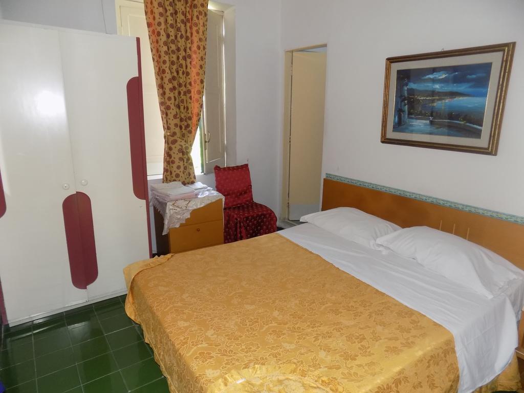 O' Funaro Massa Lubrense Habitación foto